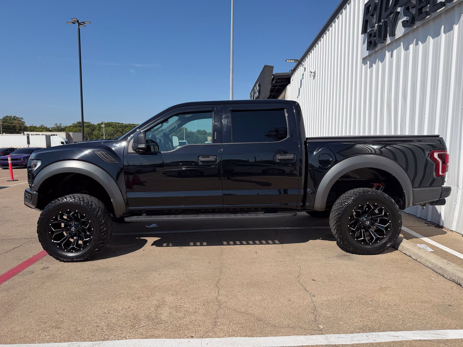 Used 2020 Ford F150 Raptor AWD/4WD image 3