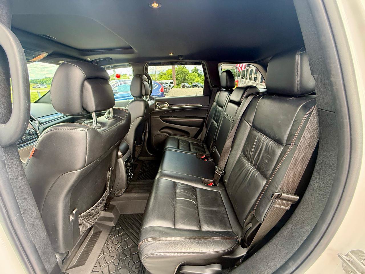 Used 2017 Jeep Grand Cherokee Limited 75th Anniversary AWD/4WD image 9