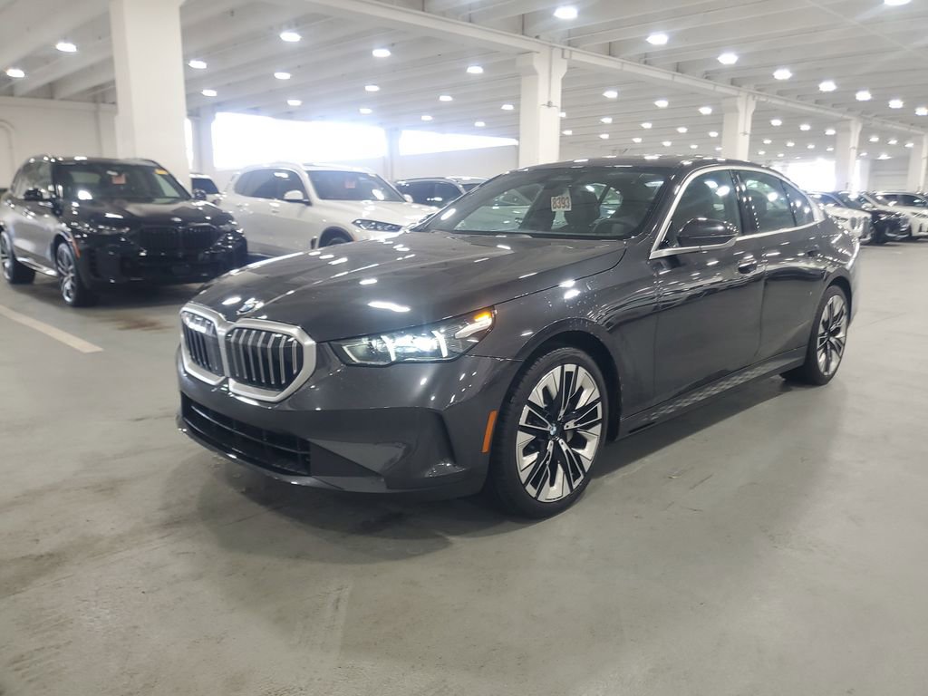 Certified 2024 BMW 530i image 1