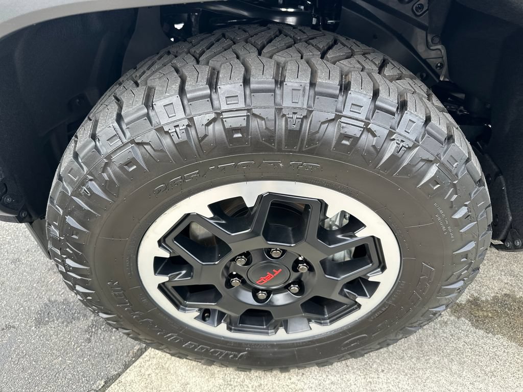Certified 2026 Toyota 4Runner TRD Off-Road Premium AWD/4WD image 27