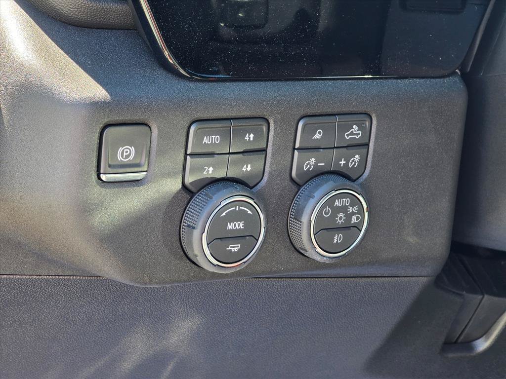 Used 2026 Chevrolet Silverado 1500 RST AWD/4WD image 8