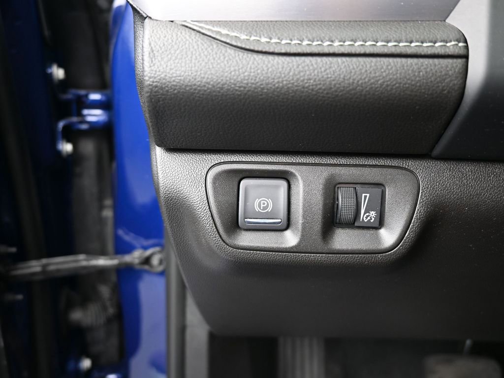 Used 2023 GMC Acadia SLE w/ Driver Convenience Package image 34