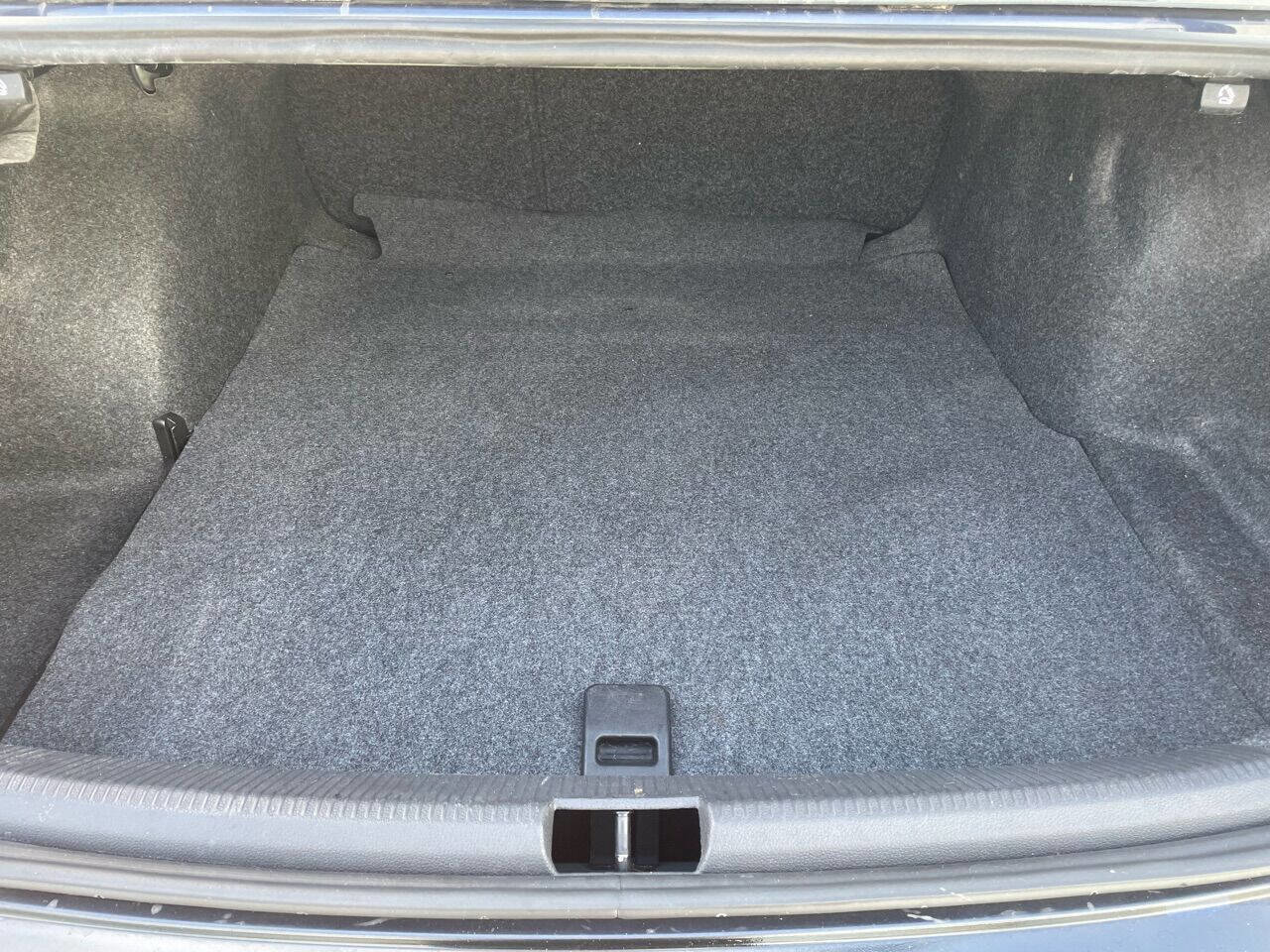 Used 2013 Volkswagen Passat 2.5 SE image 13