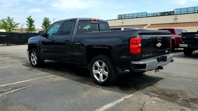 Used 2015 Chevrolet Silverado 1500 LT w/ LT Plus Package AWD/4WD image 4