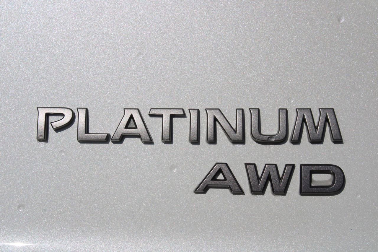 Used 2026 Nissan Rogue Platinum w/ Platinum Premium Package AWD/4WD image 9