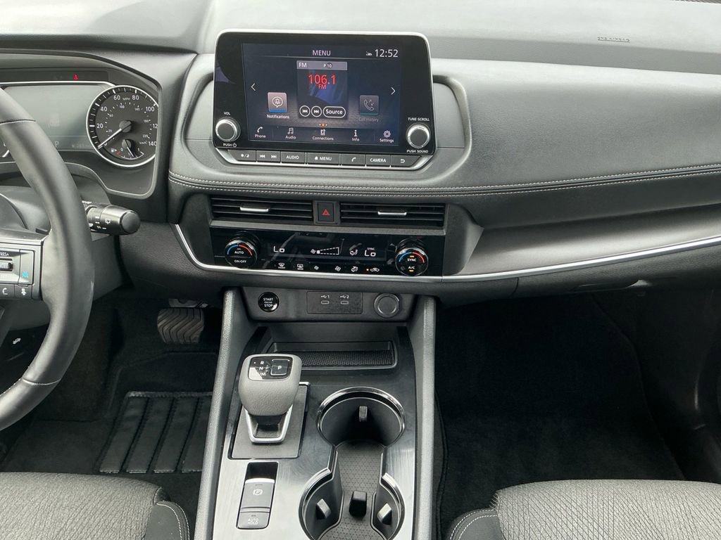 Used 2026 Nissan Rogue SV image 20