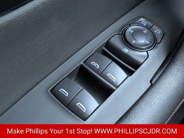 Used 2025 Chevrolet Blazer RS w/ Driver Confidence II Package FWD image 24