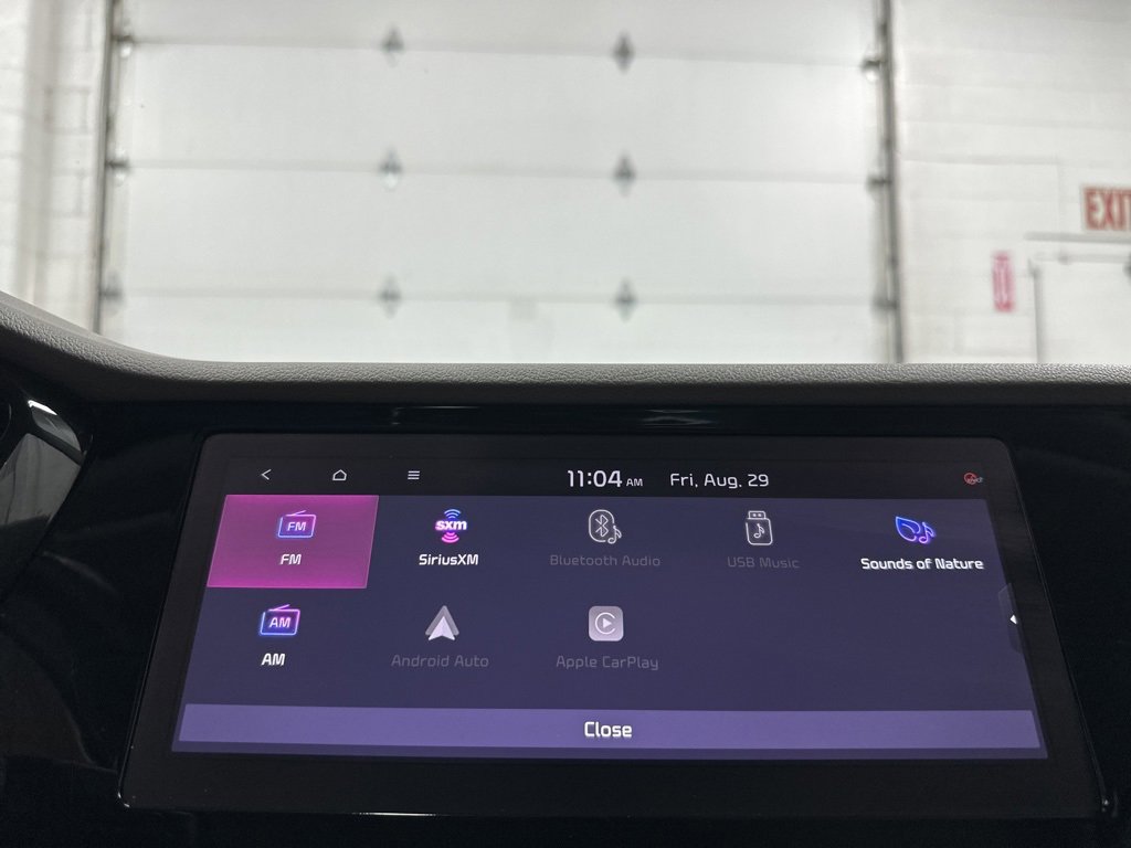 Used 2021 Kia Niro Touring image 29