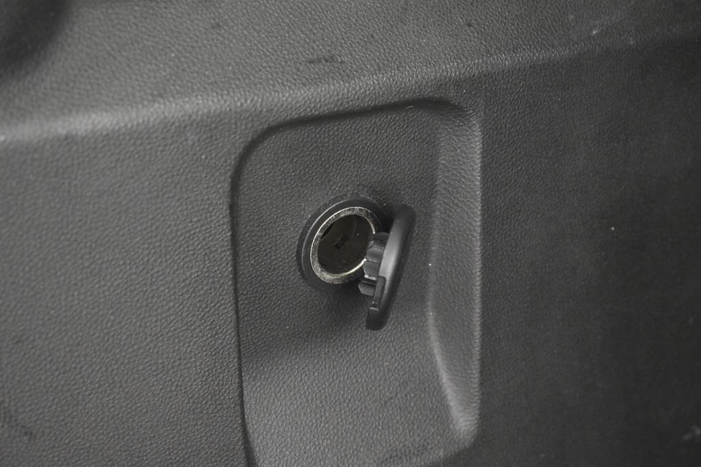 Used 2017 GMC Terrain SLE image 24