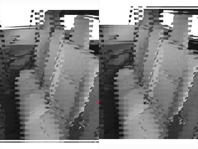 Used 2025 Toyota Corolla Cross LE image 8