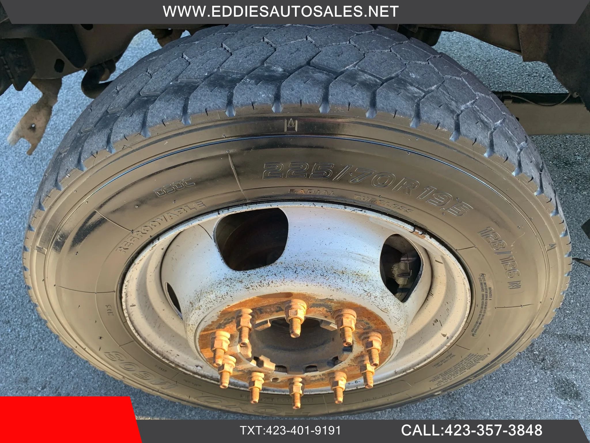 Used 2012 Ford F550 2WD Regular Cab Super Duty w/ XL Value Pkg image 53