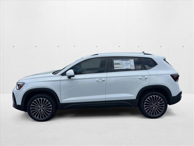 New 2025 Volkswagen Taos SE image 9