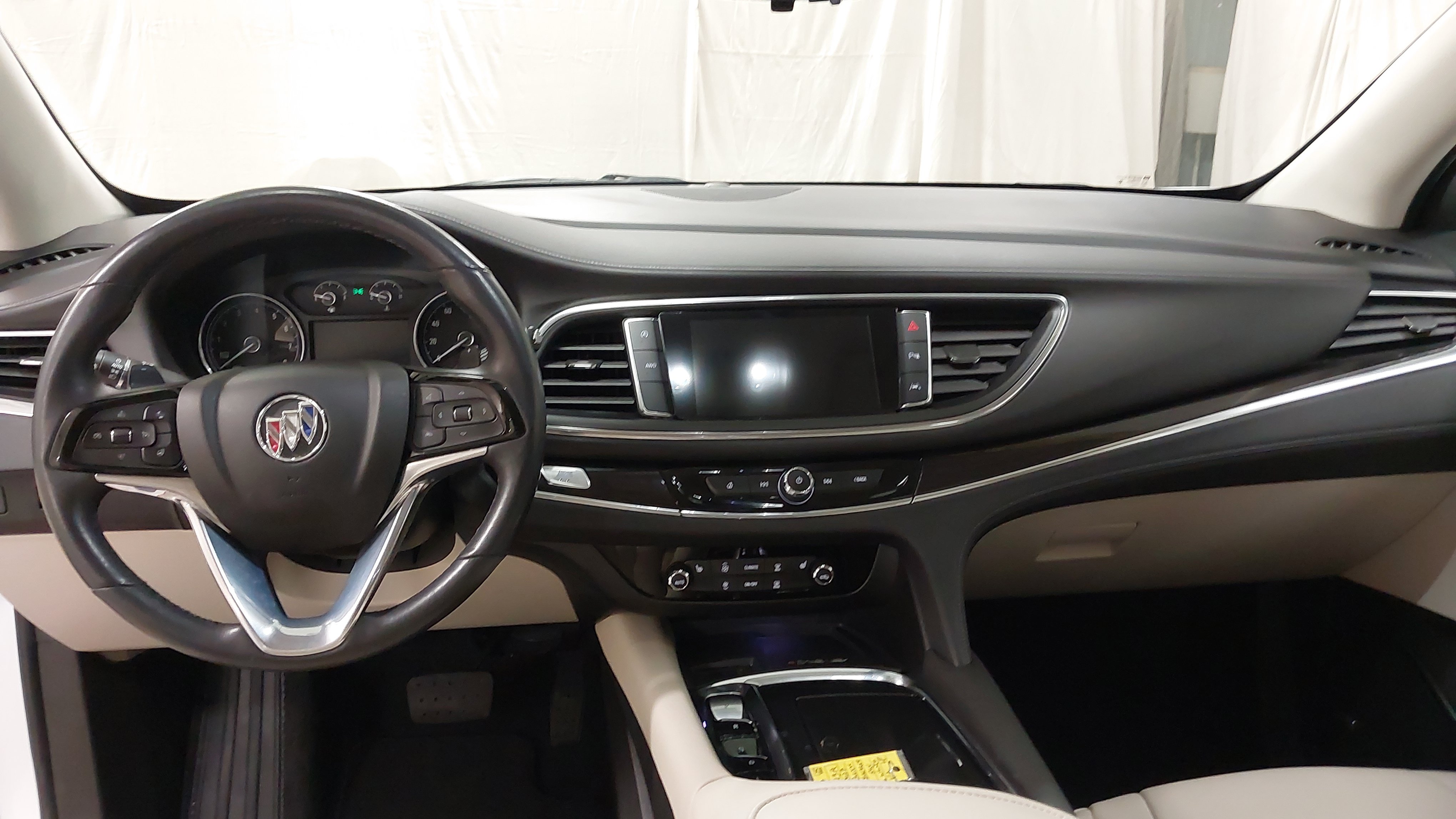 Used 2023 Buick Enclave Essence AWD/4WD image 26