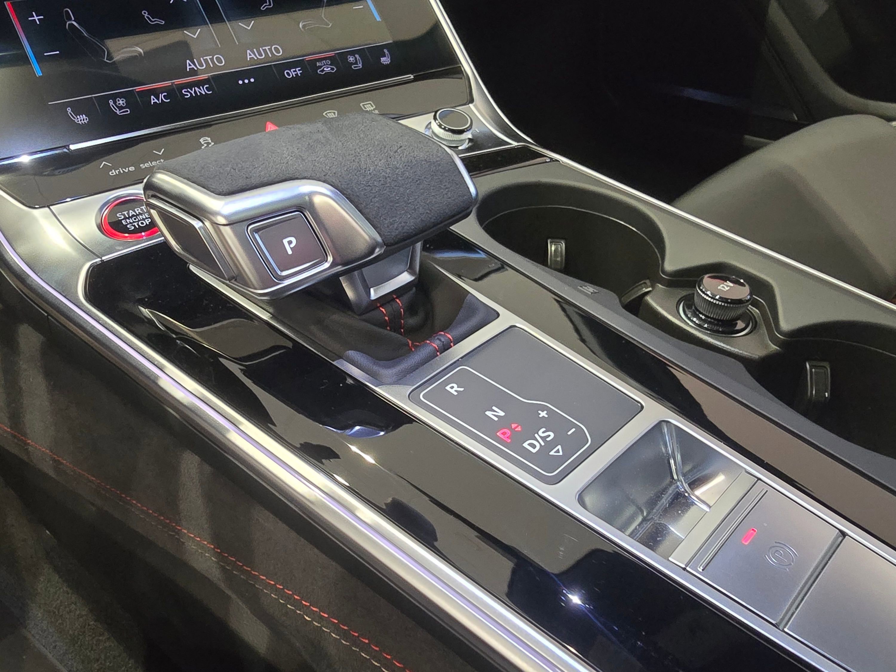 Used 2025 Audi RS 6 performance image 15