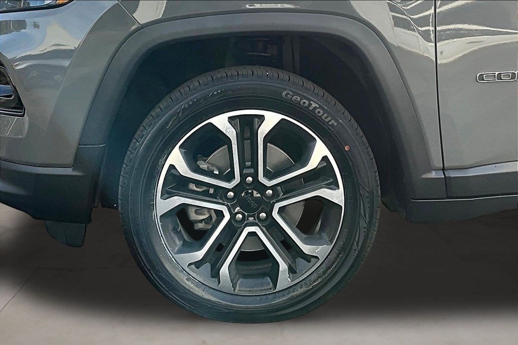 Used 2022 Jeep Compass Limited AWD/4WD image 33
