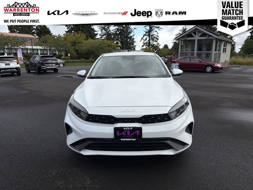 Used 2024 Kia Forte LXS FWD image 9