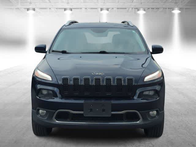 Used 2016 Jeep Cherokee Limited w/ Luxury Group AWD/4WD image 3