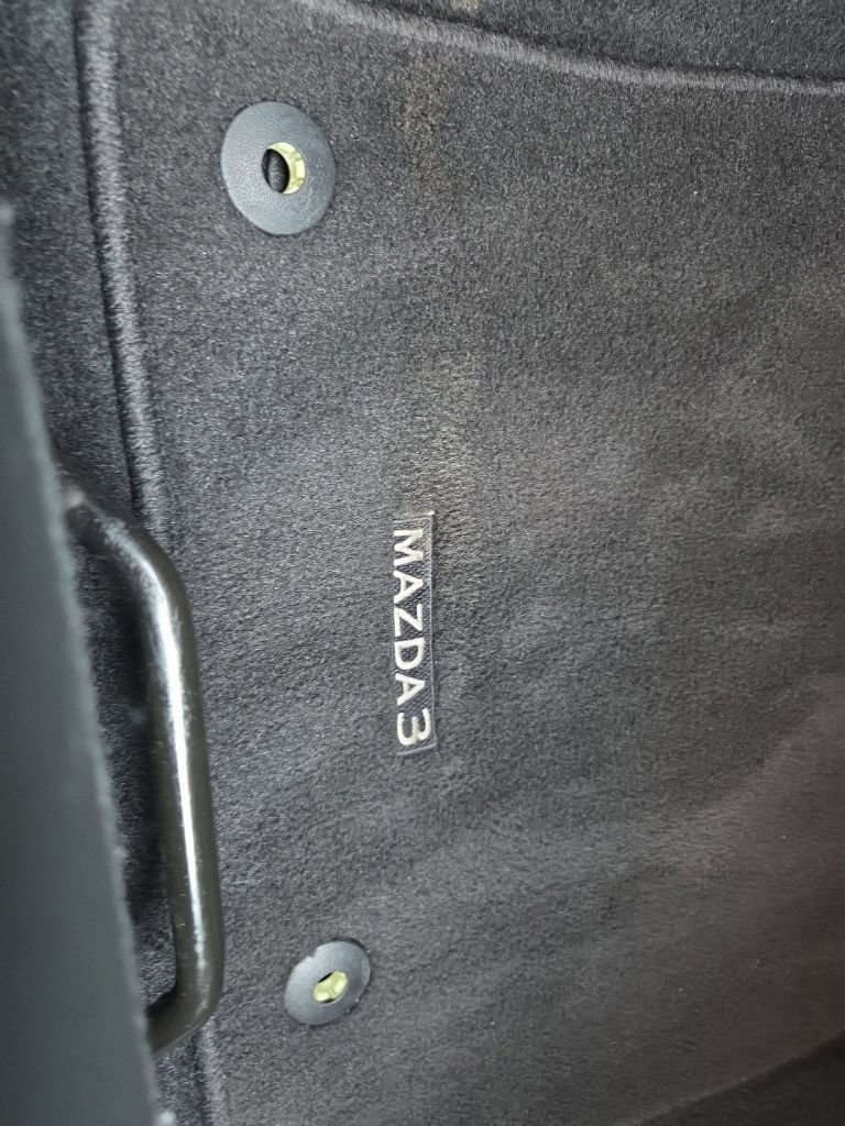 Used 2024 MAZDA MAZDA3 s FWD image 39