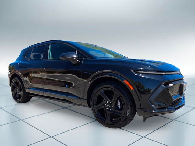 Used 2025 Chevrolet Equinox EV RS FWD image 3