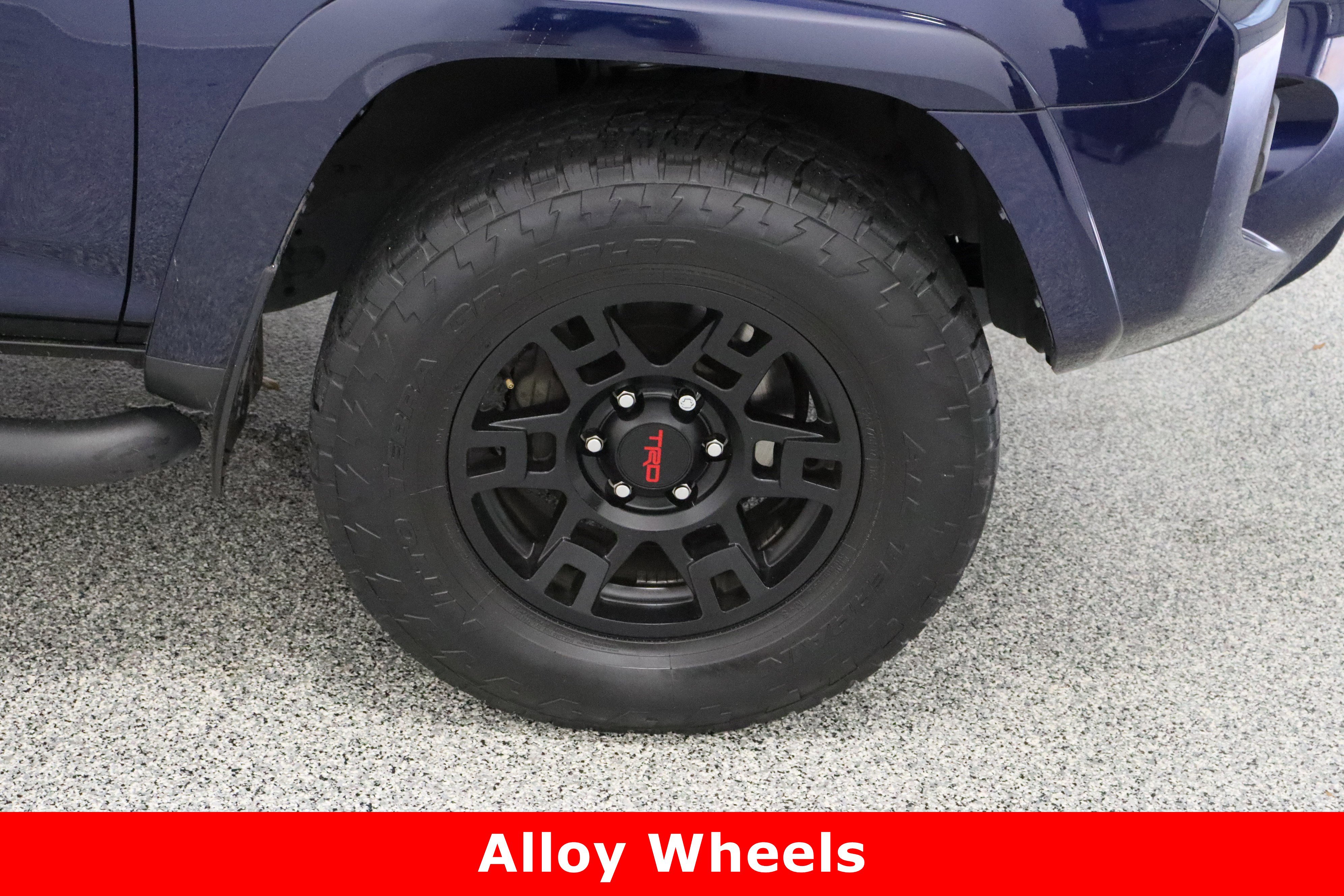 Certified 2023 Toyota 4Runner SR5 Premium w/ Moonroof Package image 5