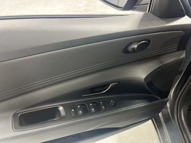 New 2026 Hyundai Elantra Sport image 6