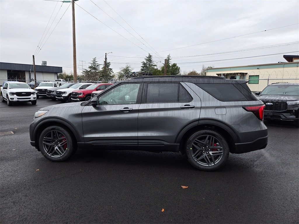 New 2026 Ford Explorer ST AWD/4WD image 8