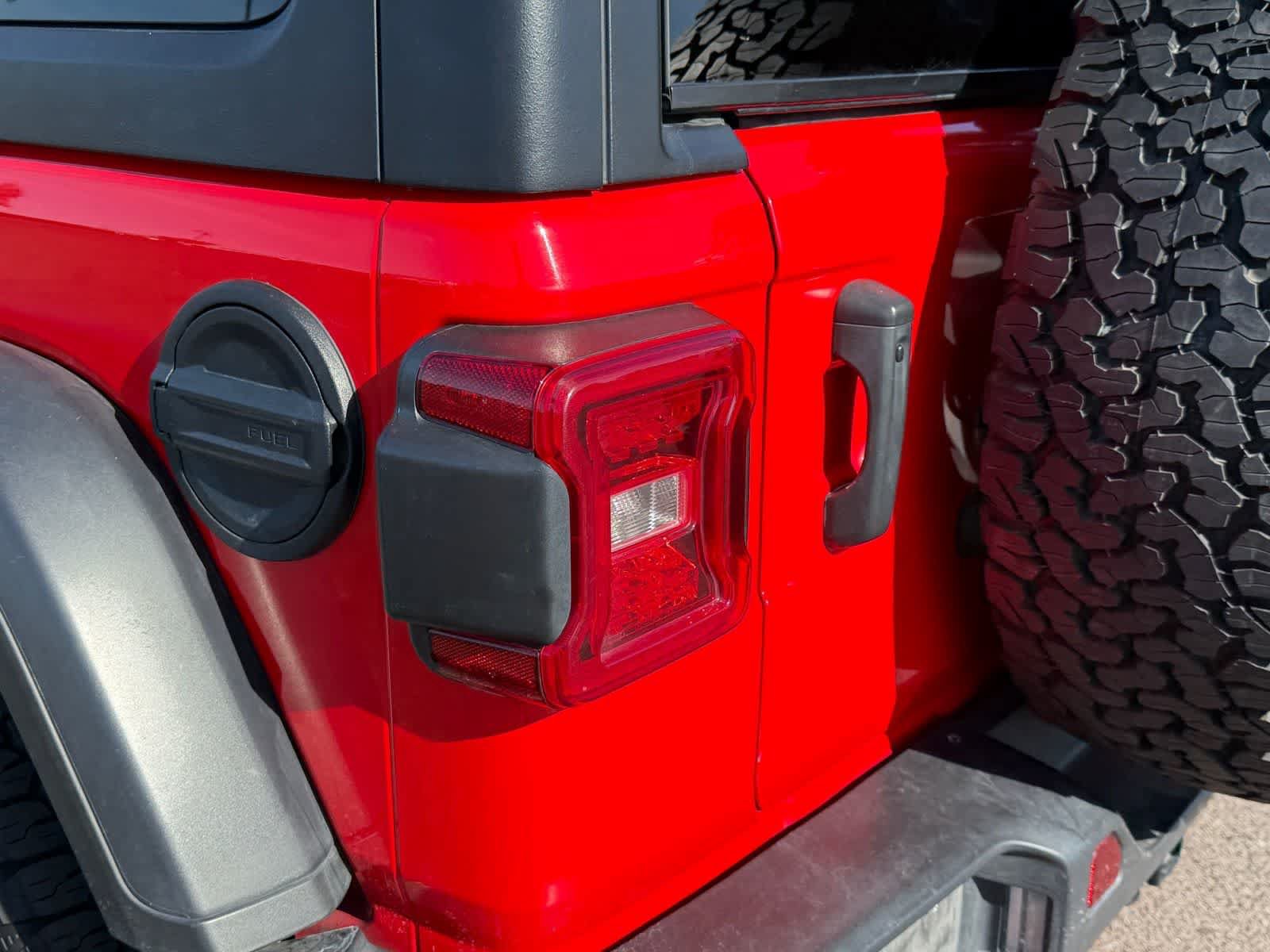 Used 2024 Jeep Wrangler Unlimited Rubicon AWD/4WD image 7
