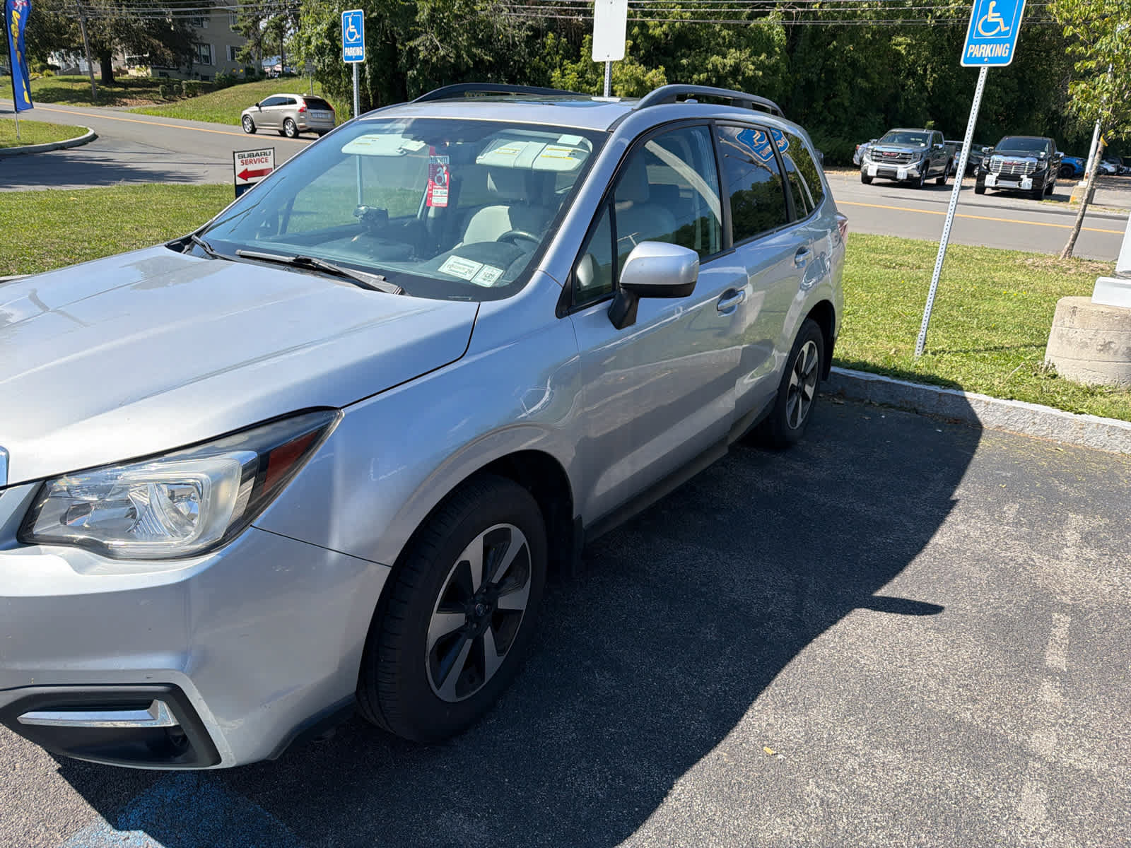 Used 2017 Subaru Forester 2.5i Premium w/ All-Weather Package AWD/4WD image 1