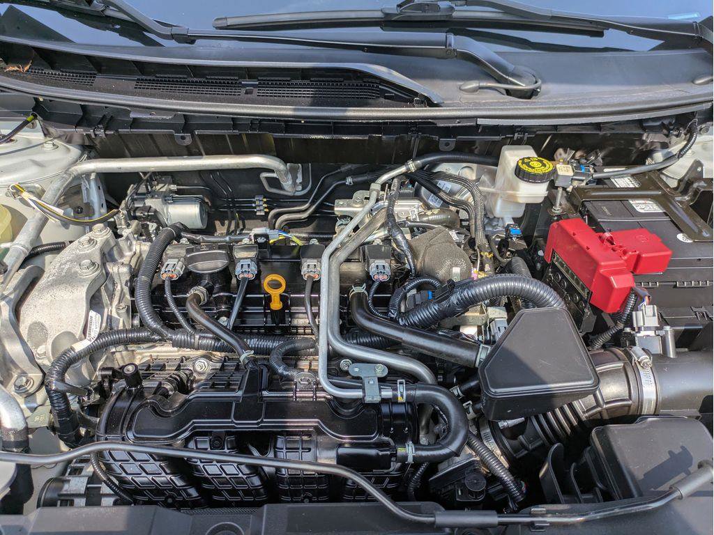 Used 2021 Nissan Rogue SV image 33