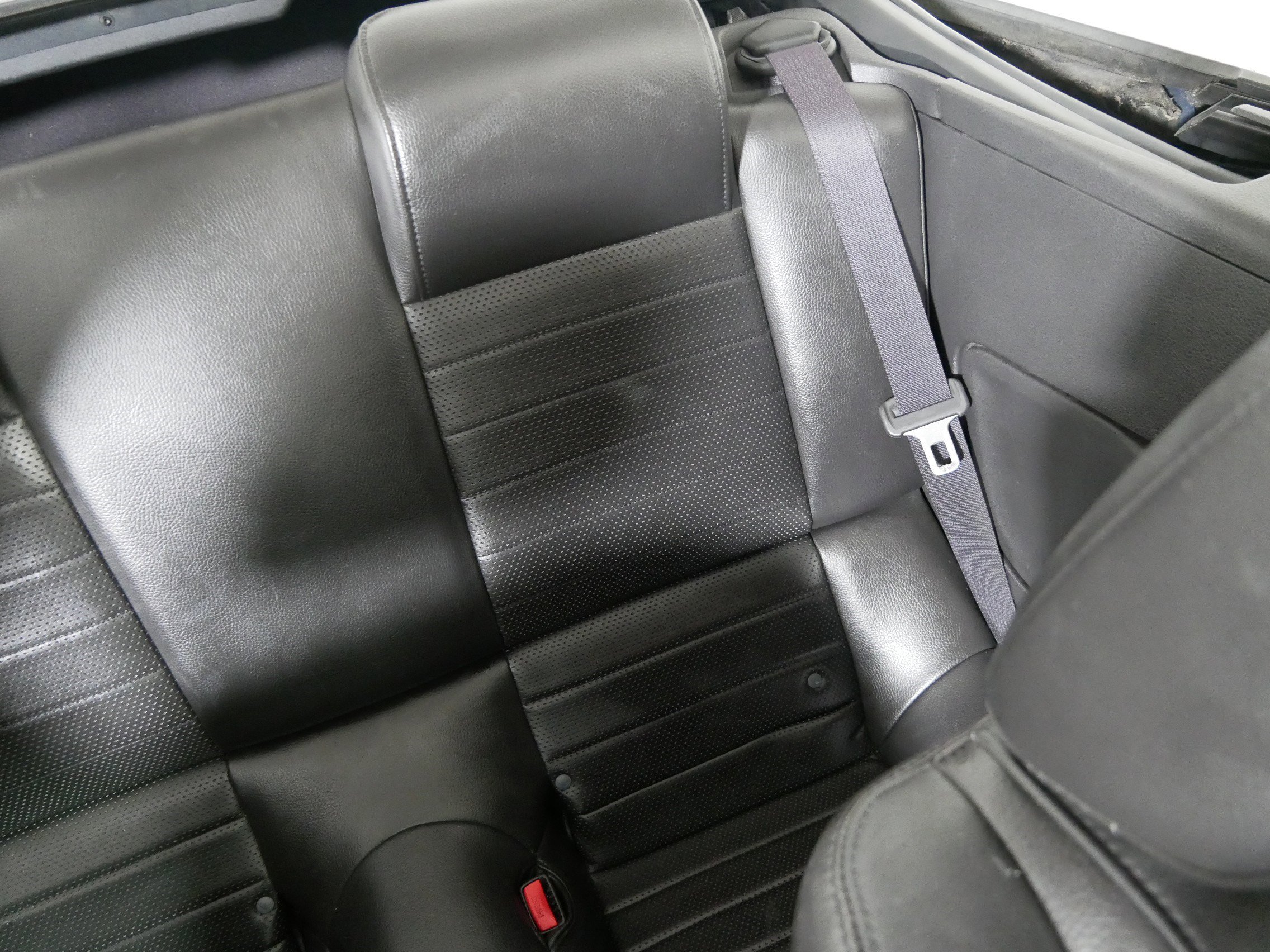 Used 2006 Ford Mustang GT Premium image 14