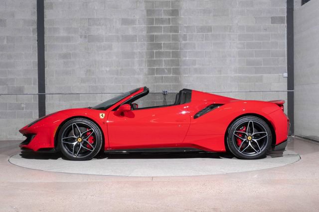 Used 2020 Ferrari 488 Pista Spider image 6