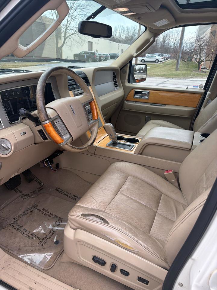 Used 2008 Lincoln Navigator L 4WD image 9