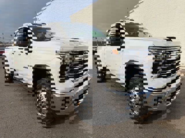 New 2026 Chevrolet Silverado 3500 LTZ w/ LTZ Convenience Package image 7