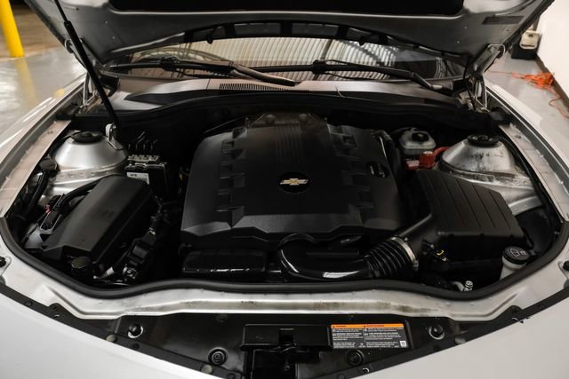 Used 2011 Chevrolet Camaro LT RWD image 36