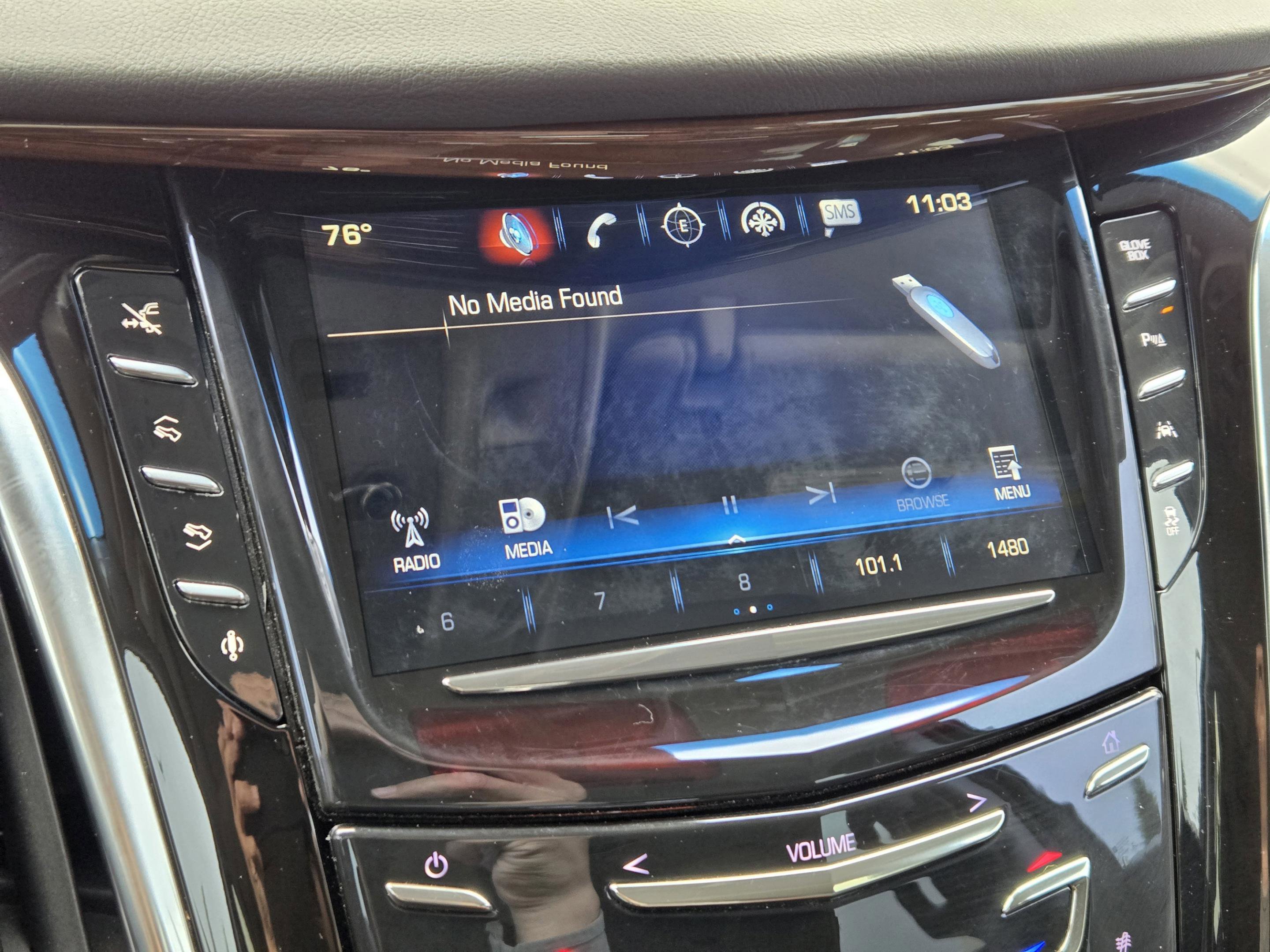 Used 2016 Cadillac Escalade Premium image 13