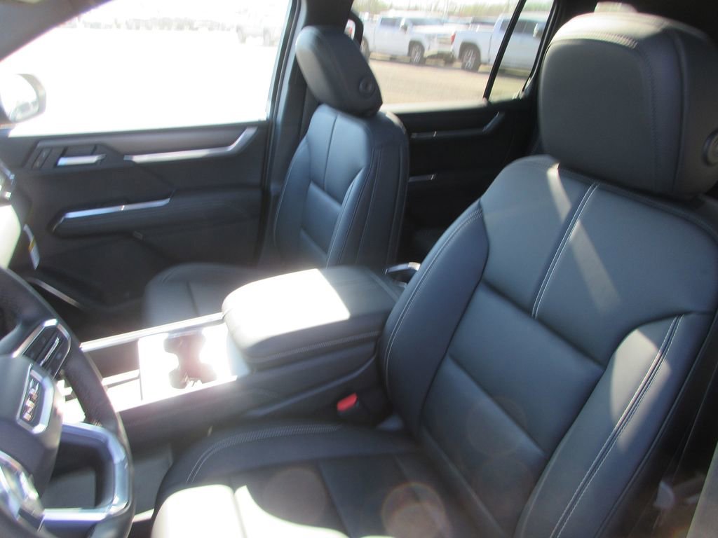 New 2026 GMC Acadia Elevation image 11