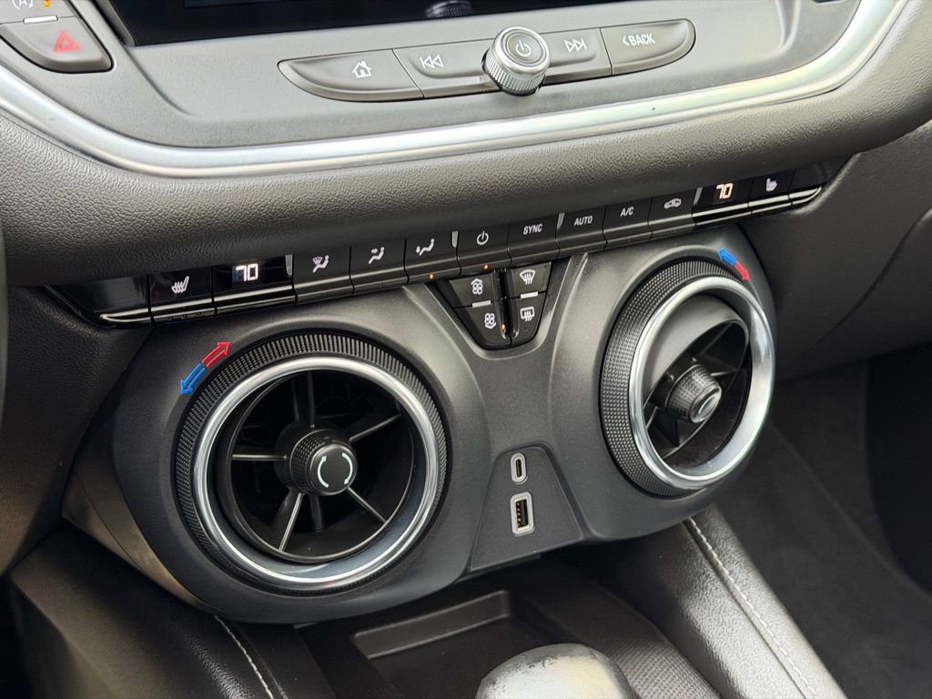 Used 2023 Chevrolet Blazer LT w/ Sound & Technology Package image 15