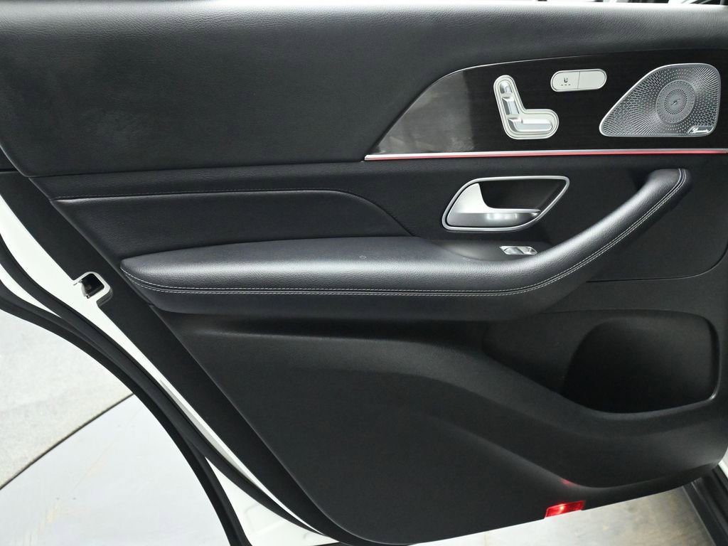 Used 2020 Mercedes-Benz GLS 450 4MATIC image 18