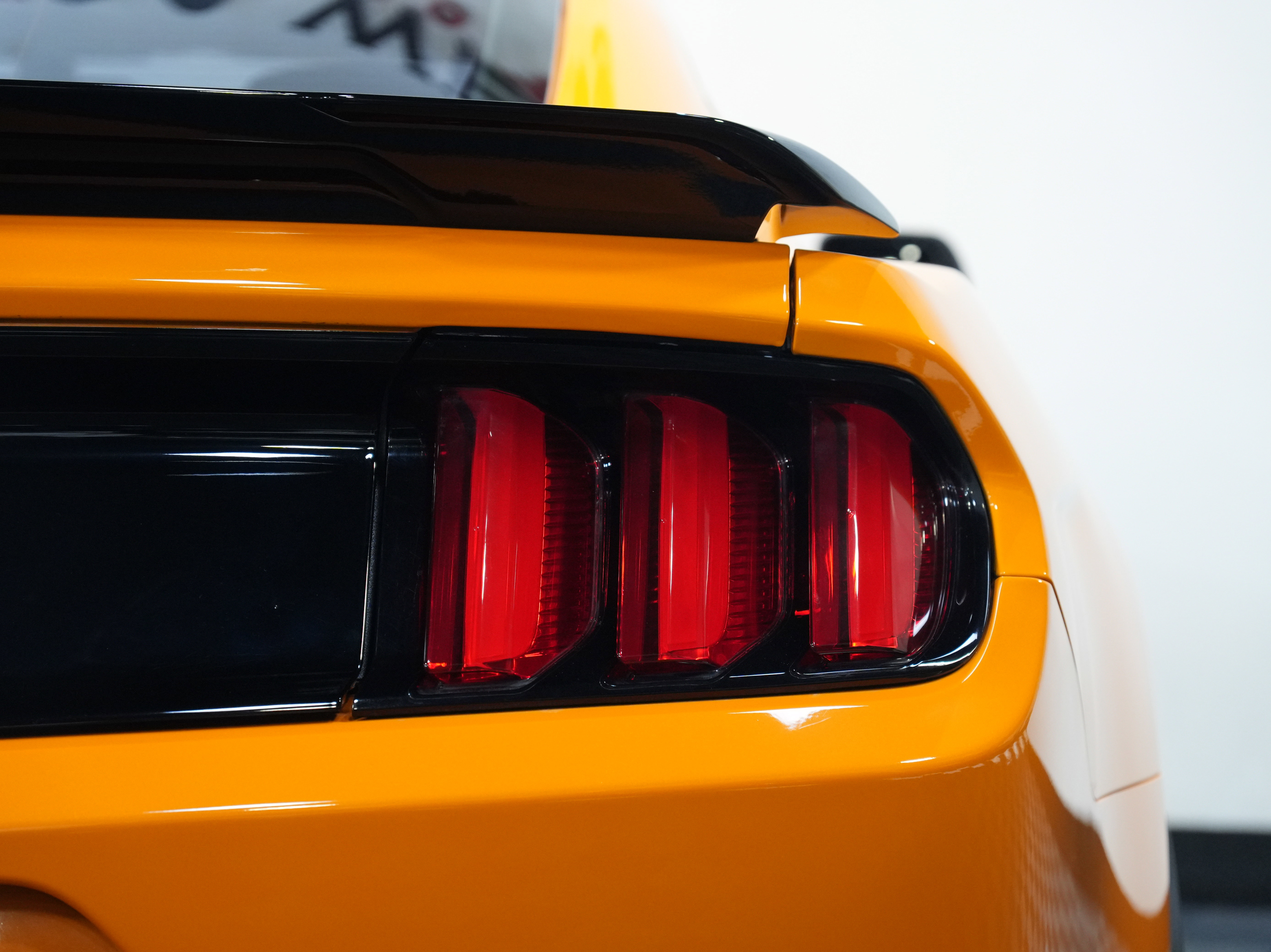 Used 2018 Ford Mustang Shelby GT350 image 17