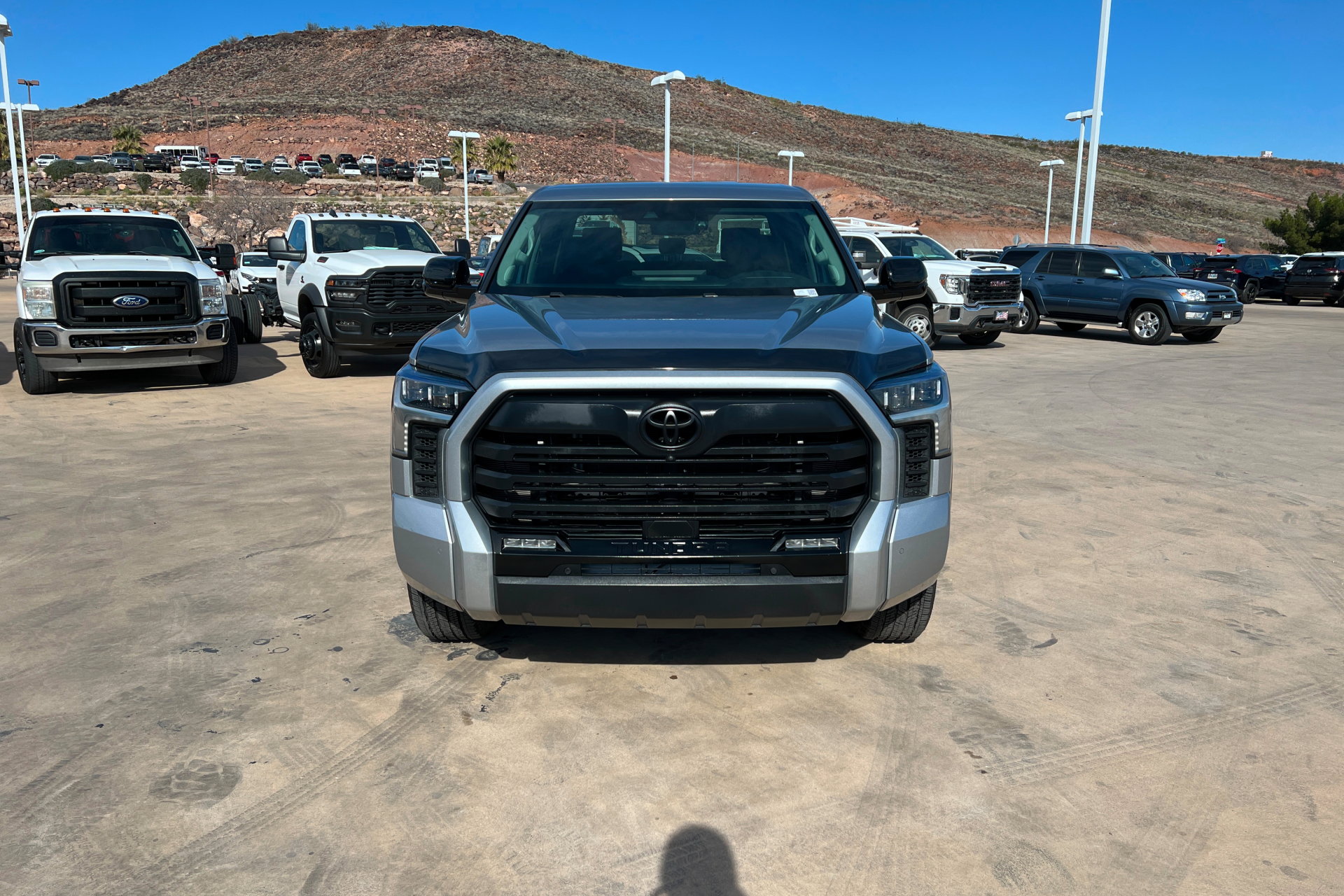 Used 2024 Toyota Tundra Limited AWD/4WD image 9