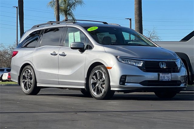 Used 2021 Honda Odyssey Elite image 2