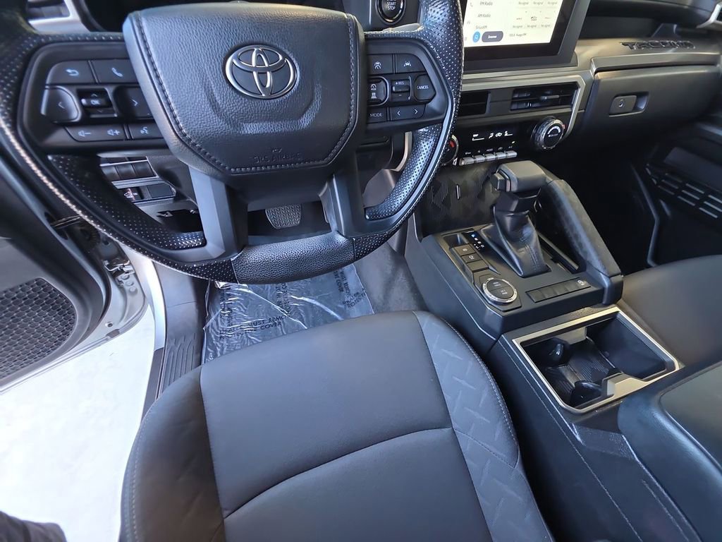 Used 2025 Toyota Tacoma SR5 RWD image 11