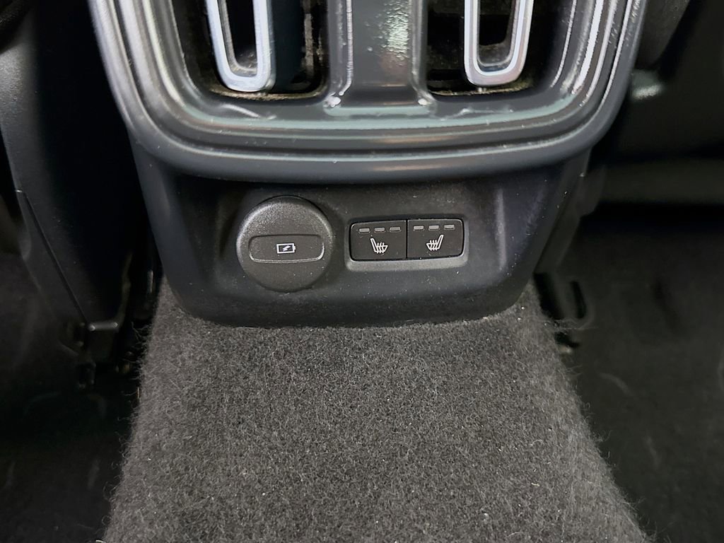 Used 2021 Polestar Polestar 2 AWD/4WD image 28