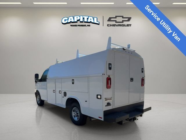 New 2025 Chevrolet Express 3500 w/ Power Convenience Package RWD image 3