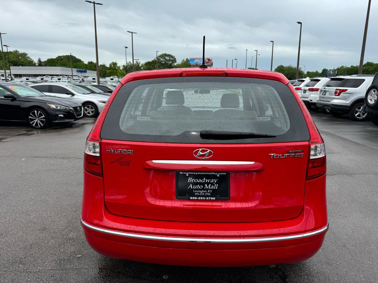 Used 2009 Hyundai Elantra FWD image 4