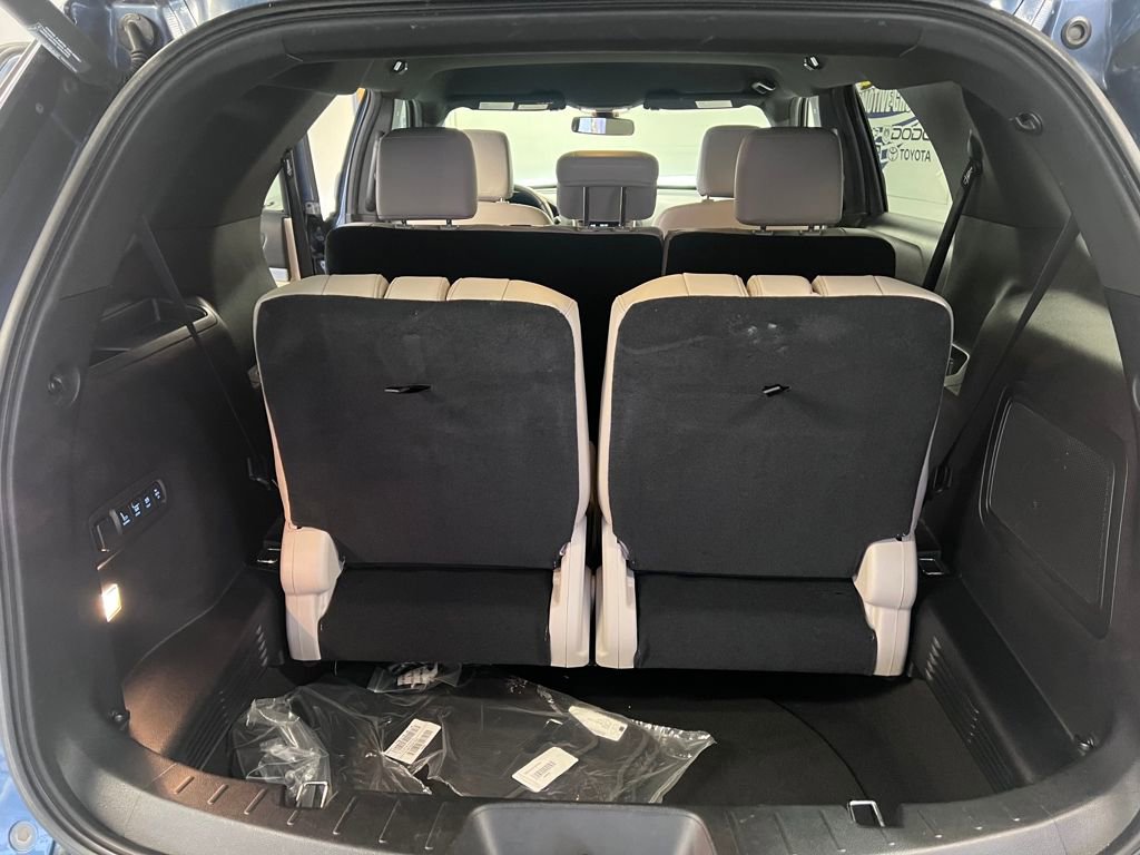 Used 2018 Ford Explorer Limited w/ Equipment Group 301A image 42