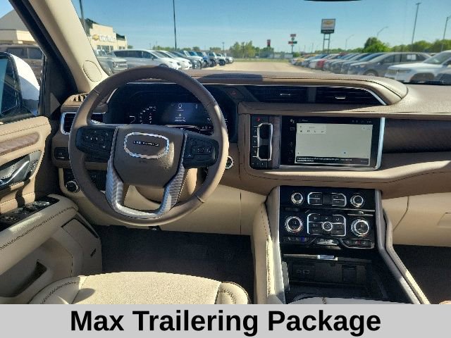 Used 2024 GMC Yukon XL Denali AWD/4WD image 4