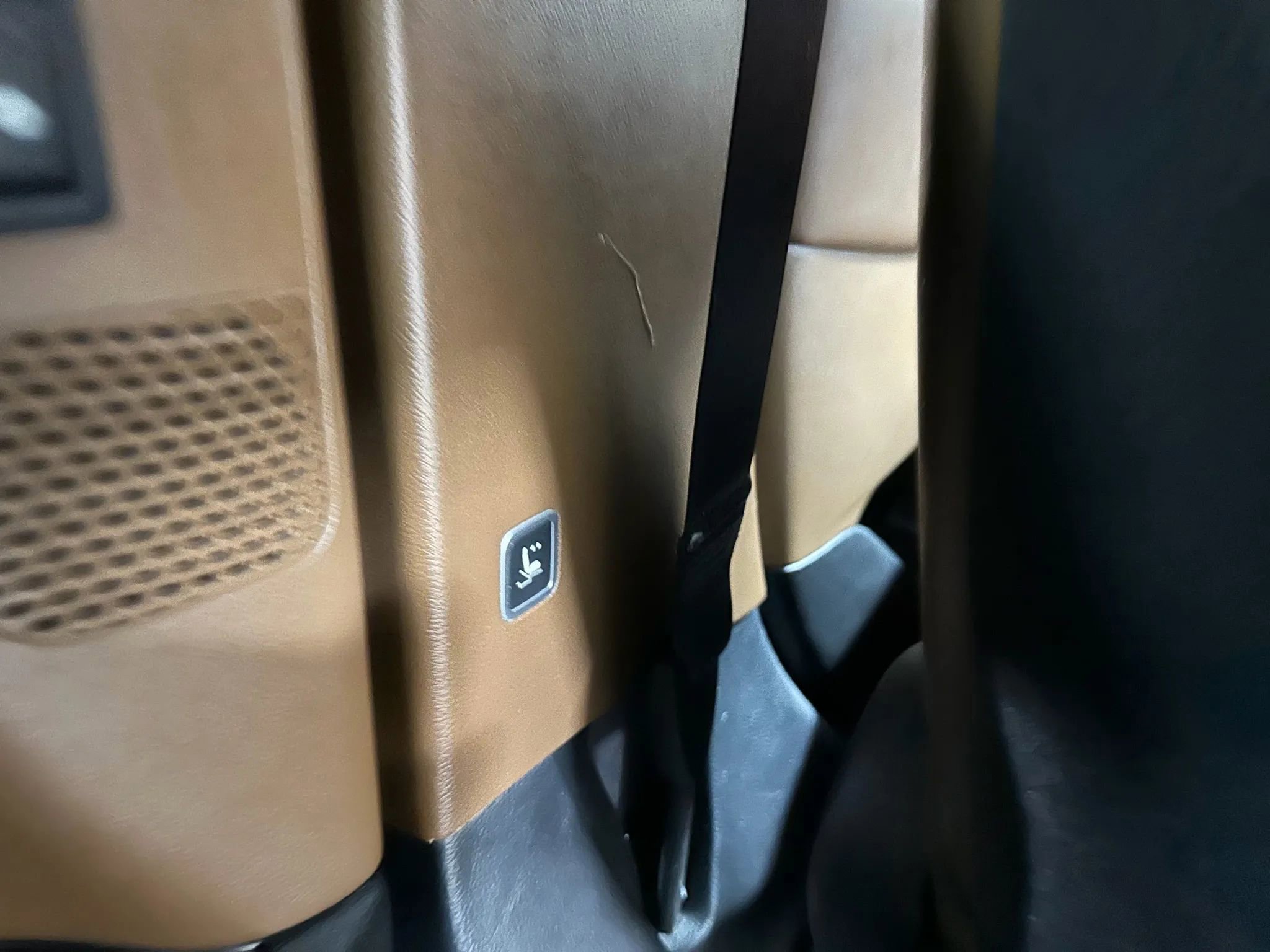 Used 2017 Chrysler Pacifica Limited w/ Advanced Safetytec Group image 36