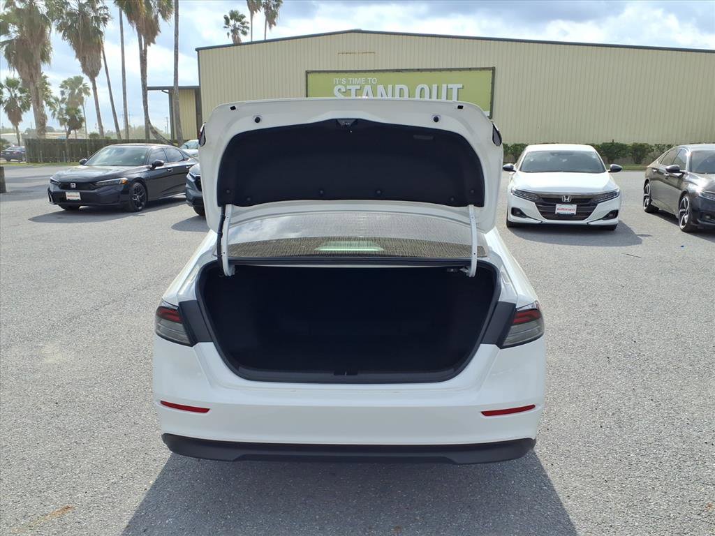 Certified 2025 Honda Accord LX image 26