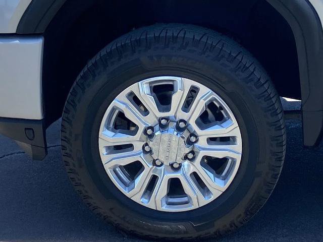 Used 2022 GMC Sierra 3500 Denali w/ Denali Ultimate Package AWD/4WD image 29